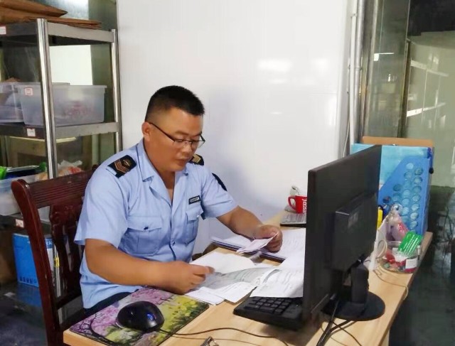 湘西州特色农产品扶贫专场推介会暨农业招商引资活动成功举办，确保食品安全保障