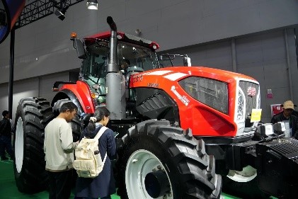 全面解析第5大类农用动力机械：拖拉机、内燃机及其他动力机械的分类与应用