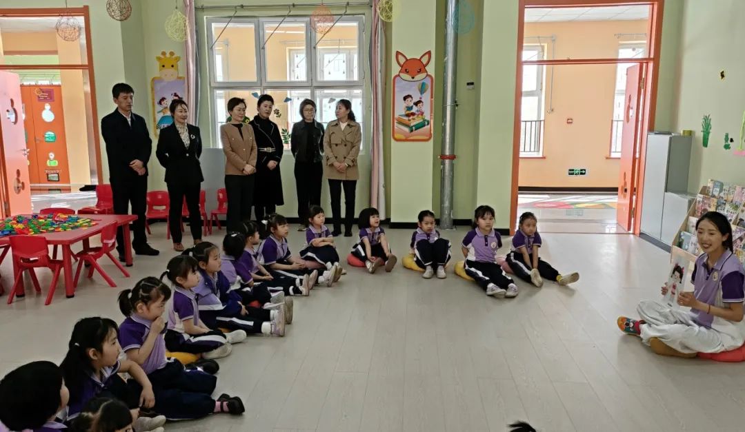 4月14日省妇联党组书记王平率队到我县指导妇联工作