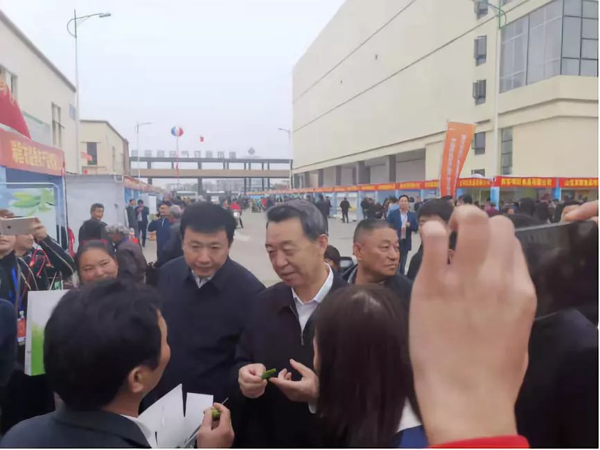 中国农产品流通经纪人协会产销对接会 _ 江西农产品交易平台启动仪式 _农产品交易服务平台