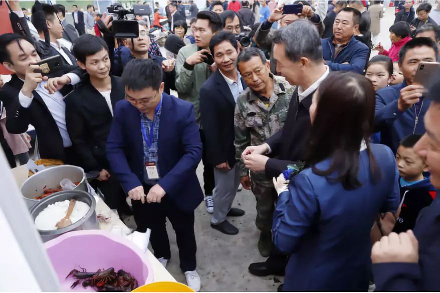 中国农产品流通经纪人协会产销对接会 _ 江西农产品交易平台启动仪式 _农产品交易服务平台