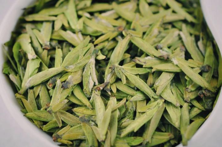 农产品滞销 公益_松阳乌牛早茶叶滞销_原舍揽树茶叶公益行动