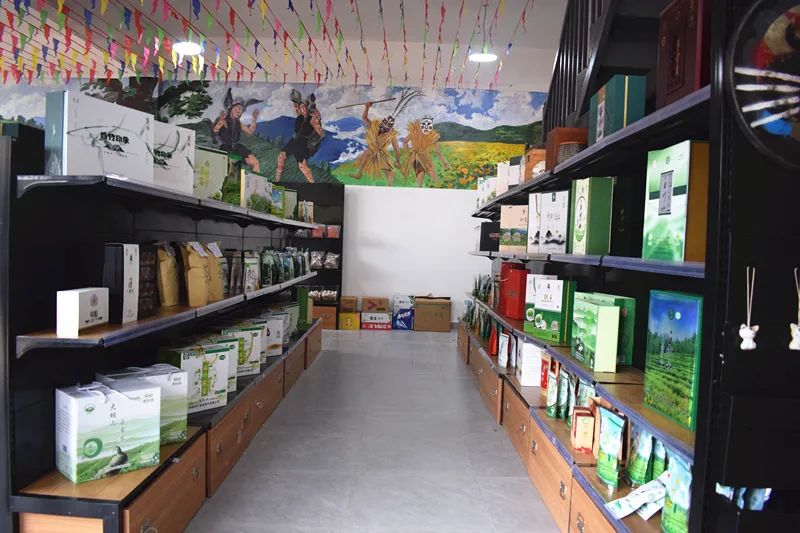 双柏土特产一条街开街仪式_农产品展销平台_双柏县特色农产品展示