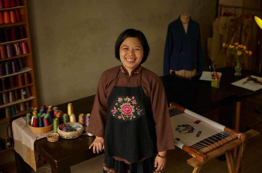 阿里巴巴平台女性店主脱贫 _阿里巴巴农产品_