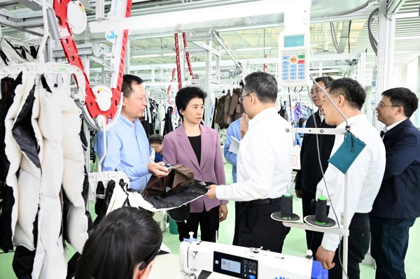 梁惠玲强调聚焦集群发展科技创新开拓市场_黑龙江省农产品精深加工业高质量发展推进会议_黑龙江农产品交易网