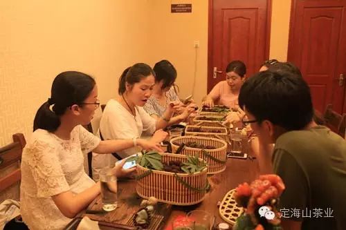 定海山品牌农产品推广_定海山茶业专业合作社总府路销售中心_农产品推广展示介绍