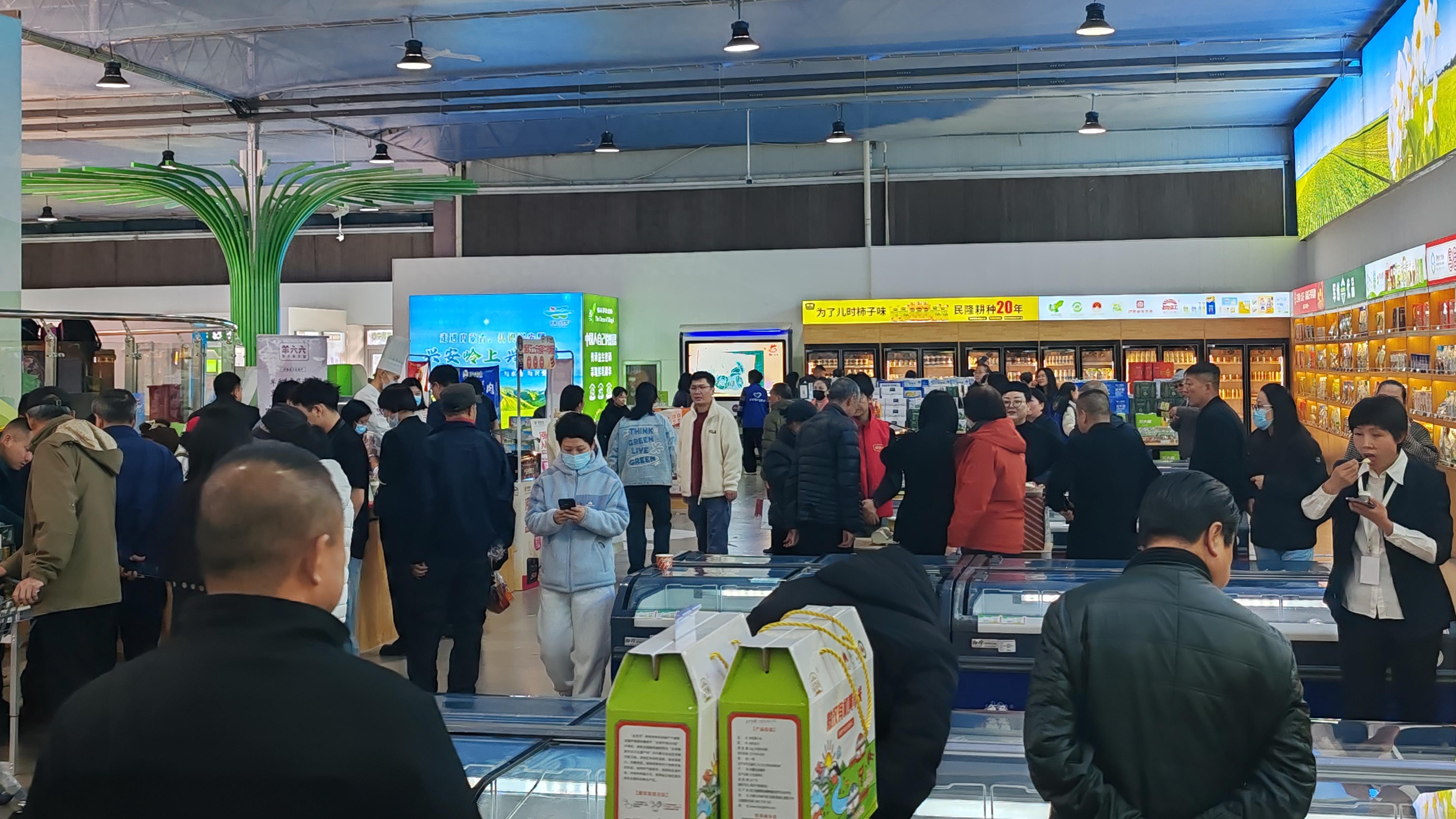 呼和浩特万佳酱油_内蒙古优质农畜产品展销中心_呼和浩特农产品加盟店