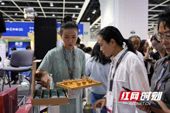湖南特色农产品品牌推介会_农产品品牌之路_洞庭香品湘当好