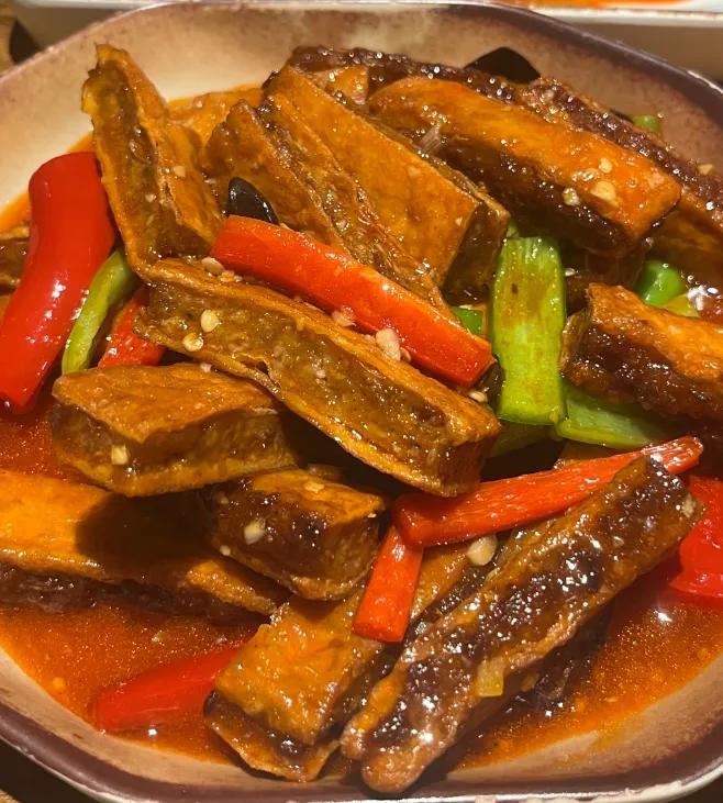 新疆的特色创意农产品_新疆美食胡尔炖 刀郎羊排 北屯风干野生鱼