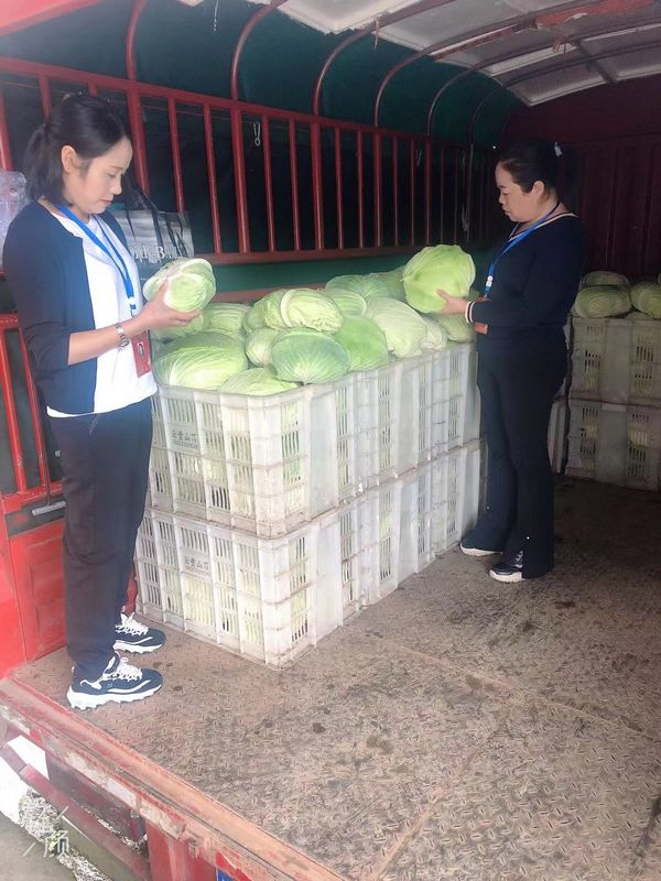 习水产投集团积极搭建平台，助吼滩坝区农户解农产品滞销难题