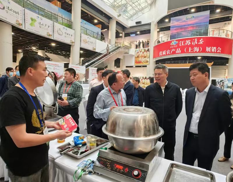 淮安携百余种农产品亮相上海！沪淮合作共谋乡村振兴，开启共赢新篇章——