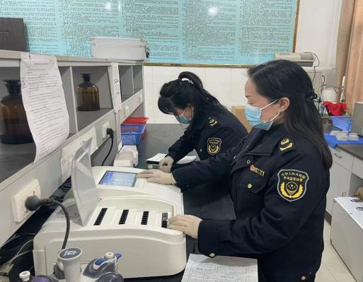 洪山区强化农产品安全监管：筑牢菜篮子防线，守护群众舌尖安全