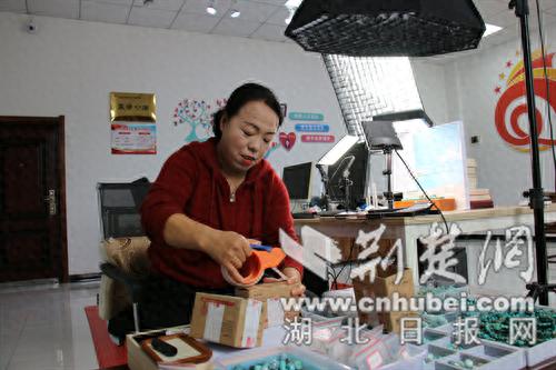 农产品淘宝店如何崛起？看湖北淘宝第一村的电商致富经与双十一热潮