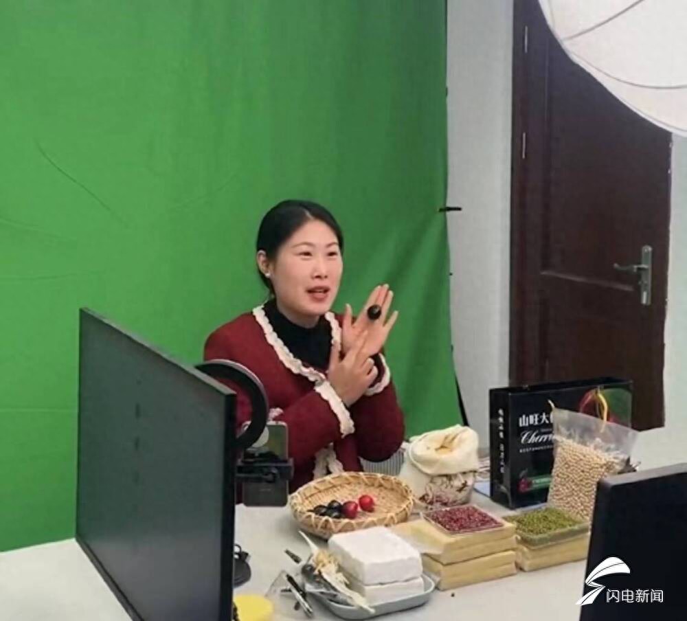 临朐探索电商+直播新路径，特色农产品借网络畅销增收