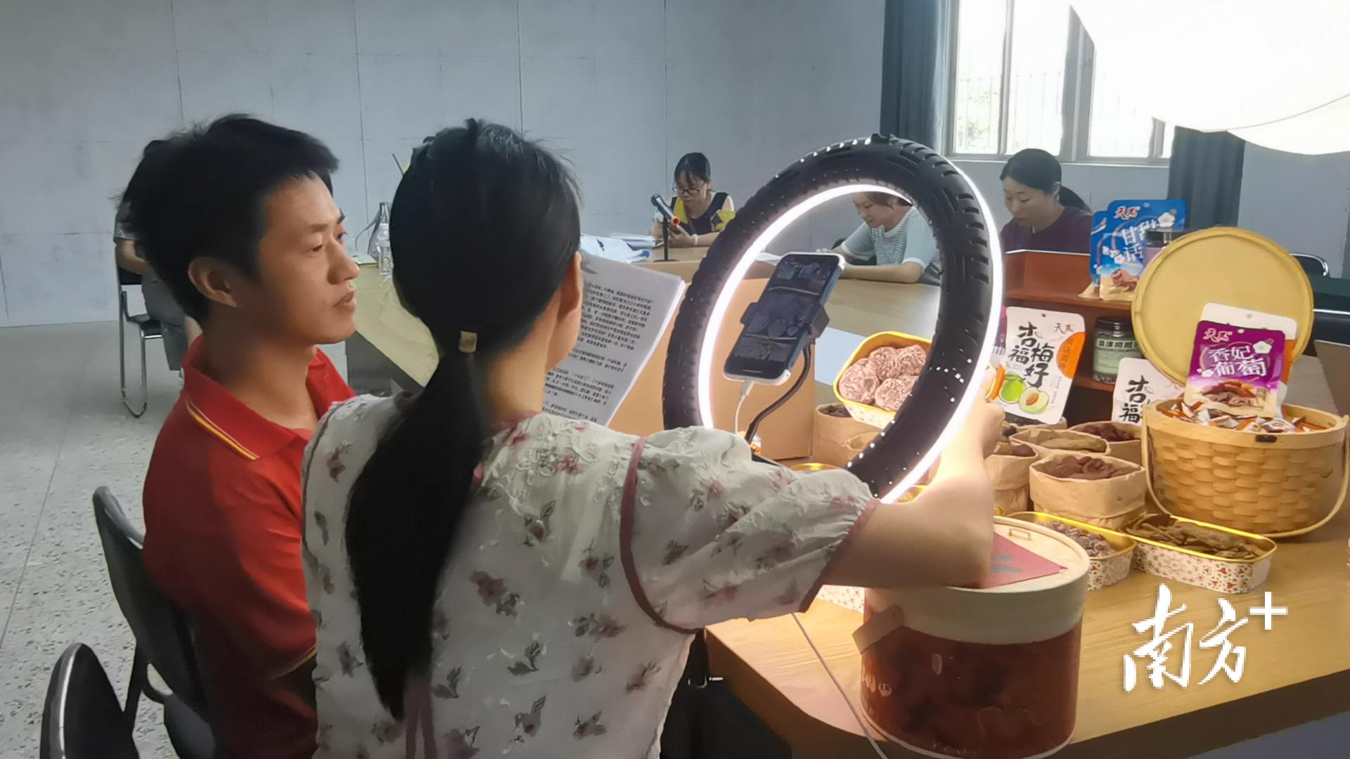 饶平县农村电商_农产品电子商务的现状_农产品上行发展模式