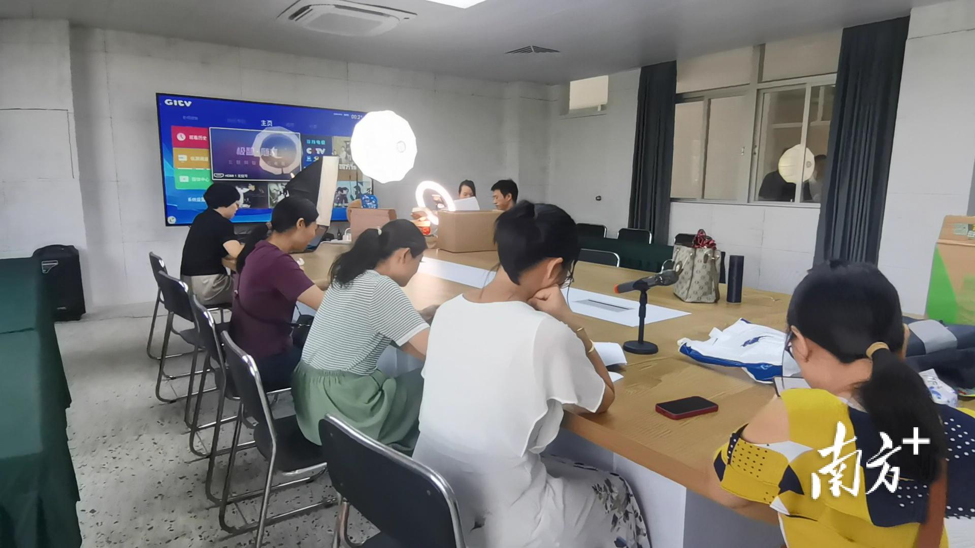 农产品电子商务的现状_饶平县农村电商_农产品上行发展模式