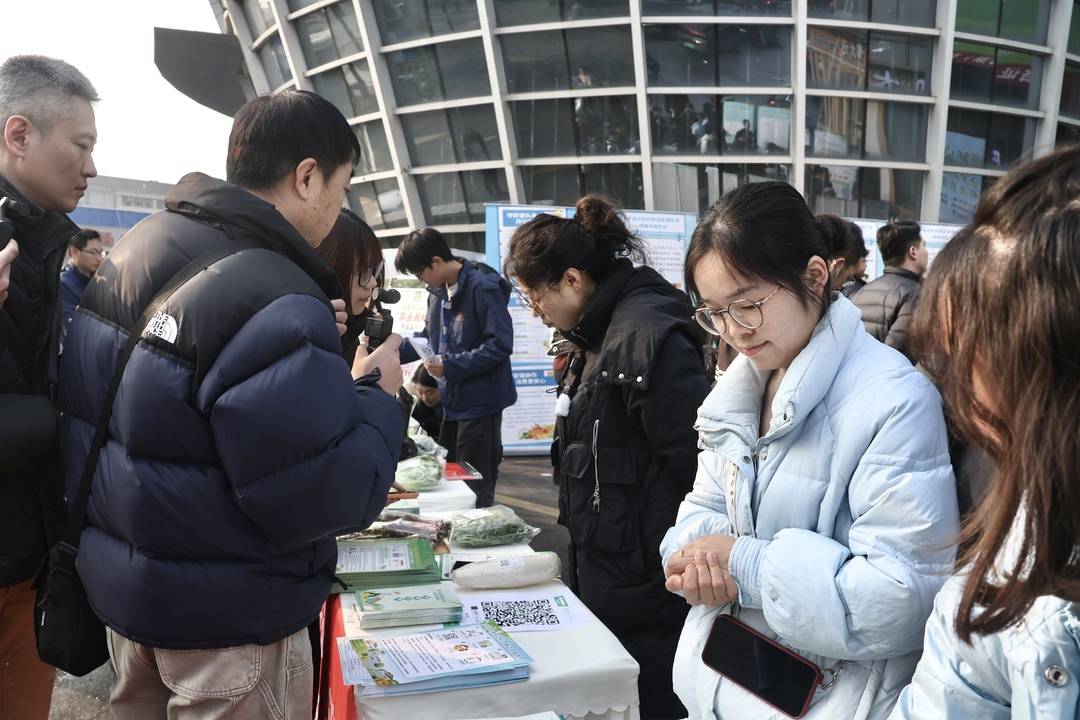 质检局 农产品质量安全追溯_农产品质量安全承诺达标合格证管理办法 成都市宣贯活动 从田间到餐桌‘证’在守护