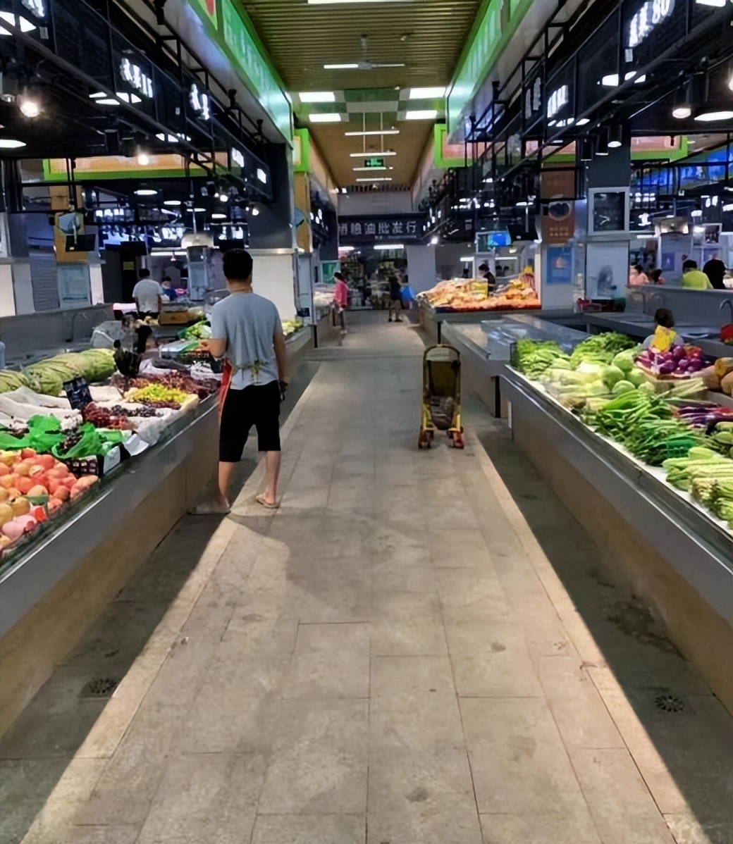 深圳布吉农产品中心批发市场(_龙华区共和农贸批发市场_深圳样板农产品市场